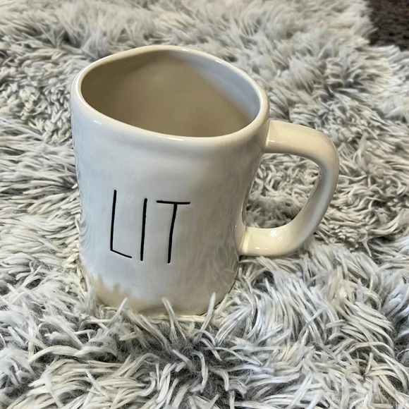 𝅺rae Dunn Coffee Mug - Picture 1 of 8